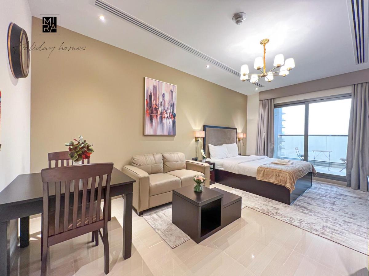Mira Holiday Homes - Newly Furnished Studio In Downtown ドバイ エクステリア 写真