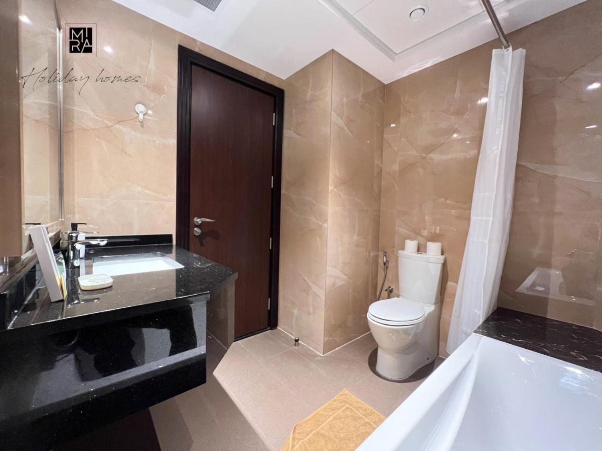 Mira Holiday Homes - Newly Furnished Studio In Downtown ドバイ エクステリア 写真